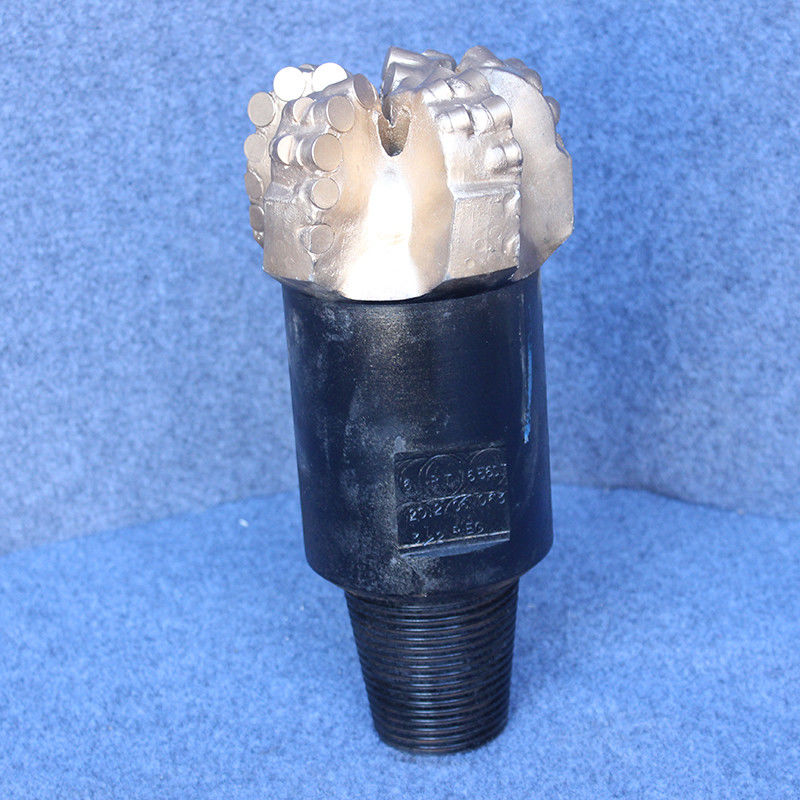 7 1/2 (190.5mm) 4 1/2API การเชื่อมต่อ PDC บิตเจาะ ปล่อยประสิทธิภาพเจาะ
