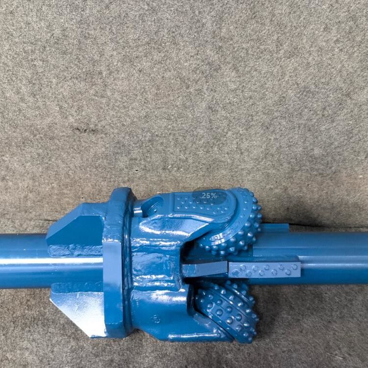 ไม่มีขุดเจาะ Hdd หินม้วน Reamer Bit / Hole Opener / Reamer สําหรับการสร้างแข็ง