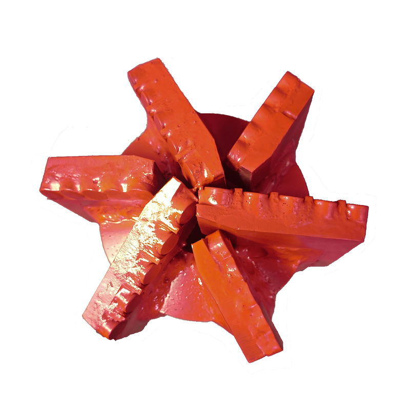 ปรับปรุงสแตนเลส PDC Drag Bits แอพลิเคชันสําหรับการสร้างกลาง ทนทานการสวม รูปทรงกลม