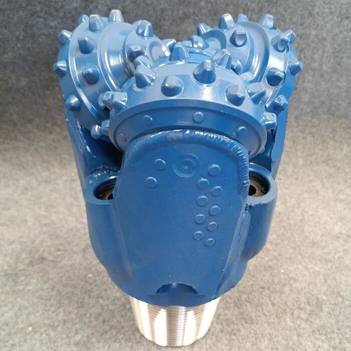 การทําเหมืองแร่พลังงาน Tricone Drill Bits Forging - การทํางานที่เรียบร้อยกับการเจาะทิศทางแนวราบ