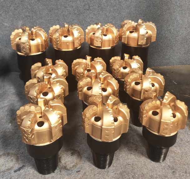 PDC Cutter Bit Drag Bits Core Drill Bit สําหรับเหมืองแร่ สําหรับชิ้นส่วนของเครื่องเหมืองแร่