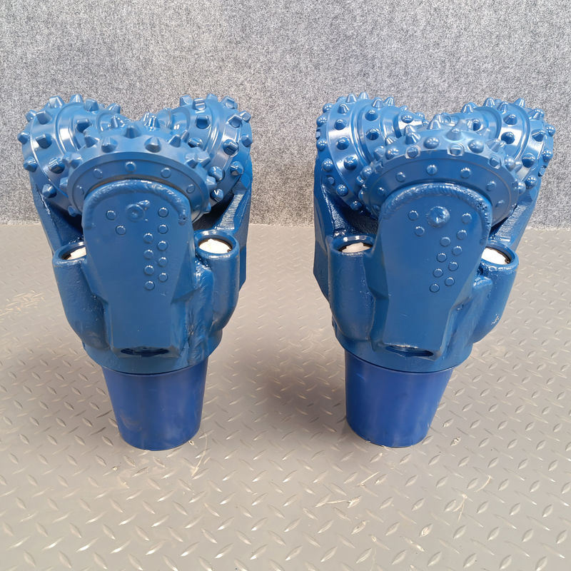 Tricone Bit With Rotary Connection API Certified Rock Drill เหมืองเจาะเครื่องมือเจาะเหมือง