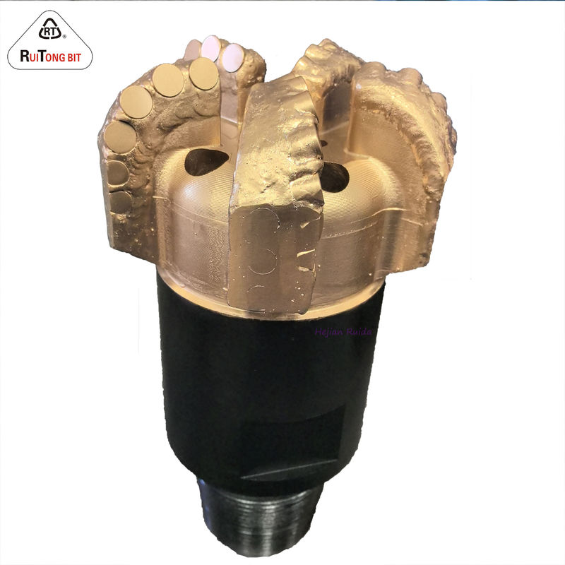 บิต PDC เจาะบ่อน้ำประสิทธิภาพสูงแบบปรับแต่งได้ พร้อมตัวบอดี้เหล็กเพื่อการเจาะที่มีประสิทธิภาพ