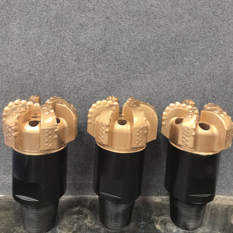 สามารถปรับเปลี่ยน 200 มม 6 ใบมีดน้ําดี Pdc บิตที่มีจมน้ําและเครื่องตัดคงประเภทการตัด