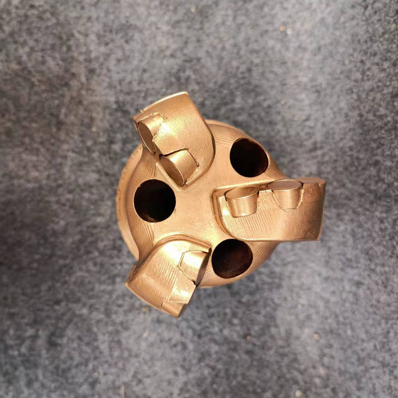 หัวฉีดน้ำสำหรับบ่อน้ำ PDC Bits พร้อมหัวกัดแบบคงที่และหัวกัด PDC เพื่อการเจาะที่มีประสิทธิภาพ