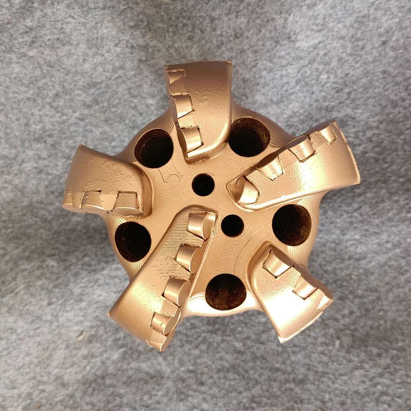 บิตเจาะ PDC กระเป๋าเหล็กสําหรับการสร้างแบบนุ่มถึงกลางนุ่ม ด้วยขนาดที่สามารถปรับแต่งได้ 98mm ถึง 3593.7mm