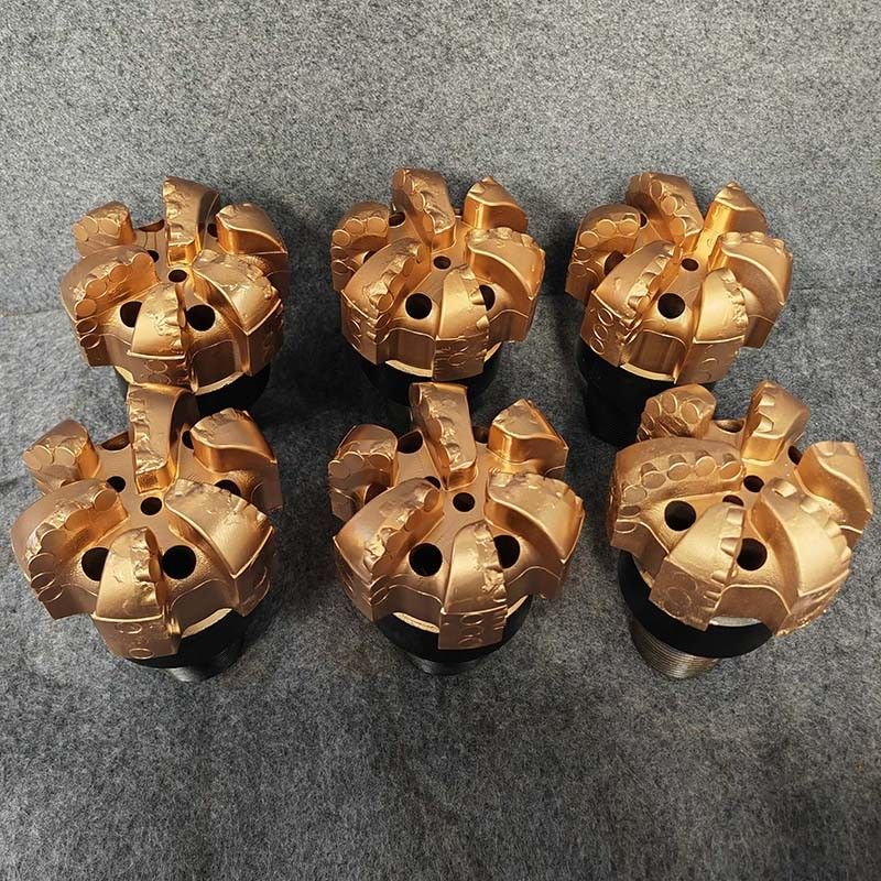5 78-6 บิต PDC สแตนเลสสแตนเลสสําหรับการสร้างแบบอ่อนและอ่อนกลางที่มีผลงานที่ดีขึ้น
