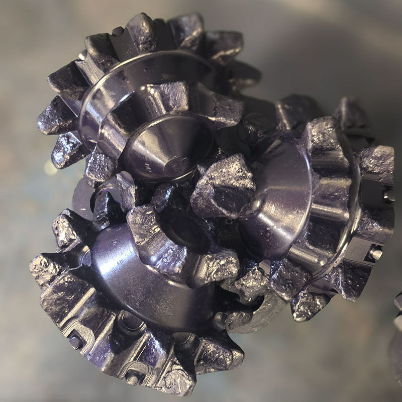 ดอกสว่าน Tricone ฟันมิล 12 1/4 นิ้ว สำหรับการก่อตัวปานกลางแข็ง